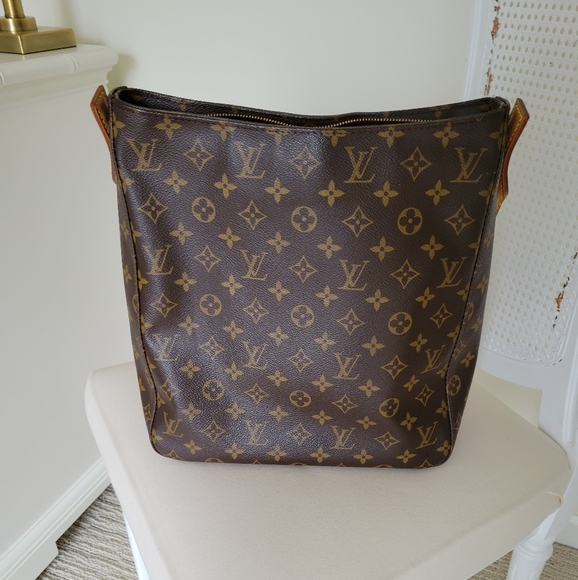 Louis Vuitton Monogram Looping GM - Picture 2 of 16
